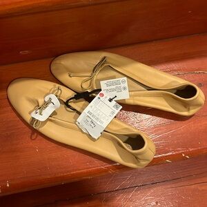 Zara flats new with tags